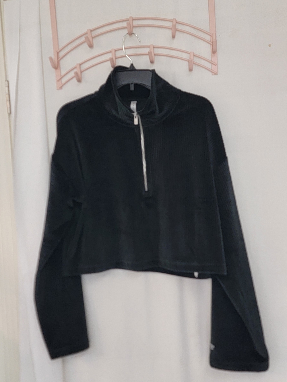 Fabletics Black Cropped Quarter‑Zip Pullover
